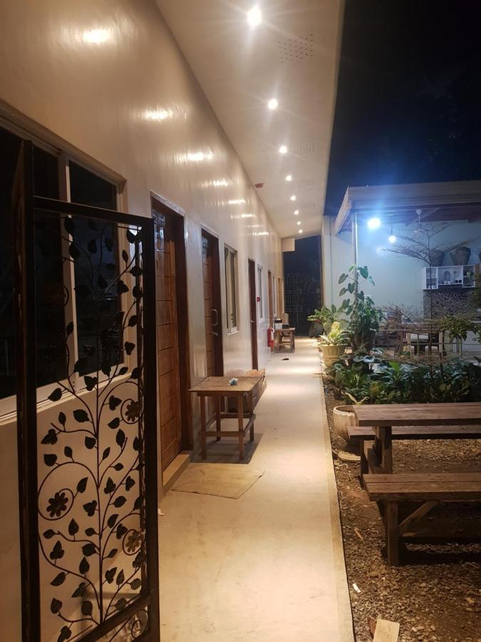 B&S Pension House 디폴로그 외부 사진
